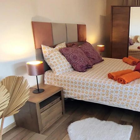 Appartement Provencal Avec Terrasse Dans Le Var Les Arcs-sur-Argens Luaran gambar